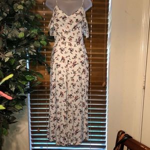 NEW Luxe Apothetique, floral romper , M